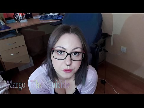 ❤️ Sexet pige med briller sutter Dildo dybt på kamera ️❌ Porn video at da.nicepornphotos.ru ️❤