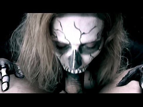 ❤️ Dæmonisk pige suger pik med sin sorte mund og sluger sperm. ️❌ Porn video at da.nicepornphotos.ru ️❤